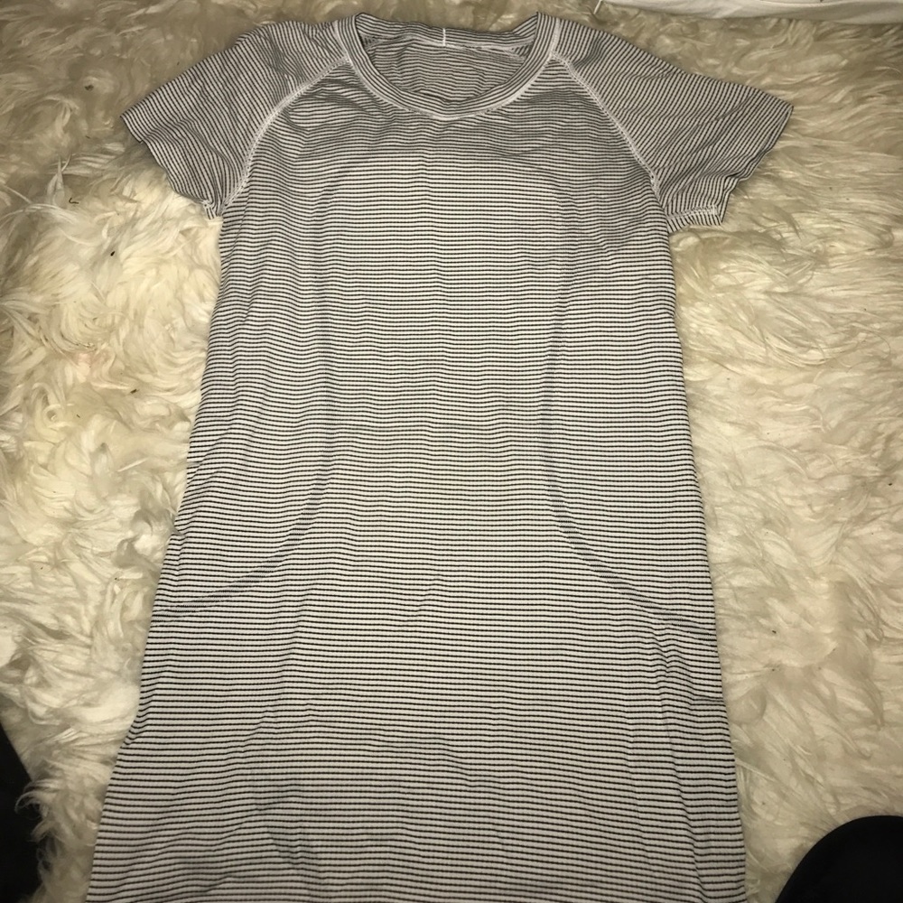 Lulu lemon top